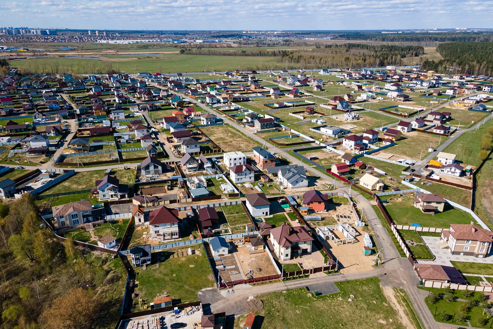 Купить участок в коттеджном поселке Романово Лайф